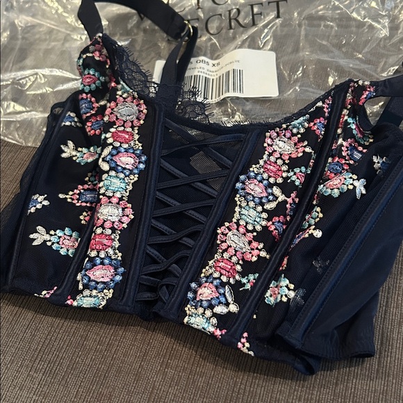 Victoria's Secret Dream Angels Navy Floral Embroidered Lace-Up Corset Top XS - Picture 3 of 7